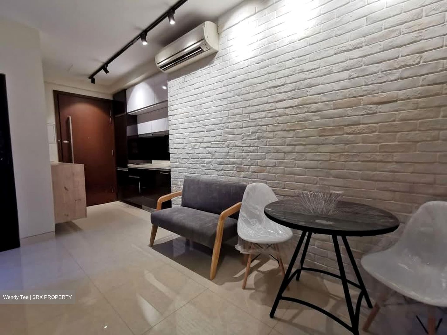 Centra Residence (D14), Apartment #577578941